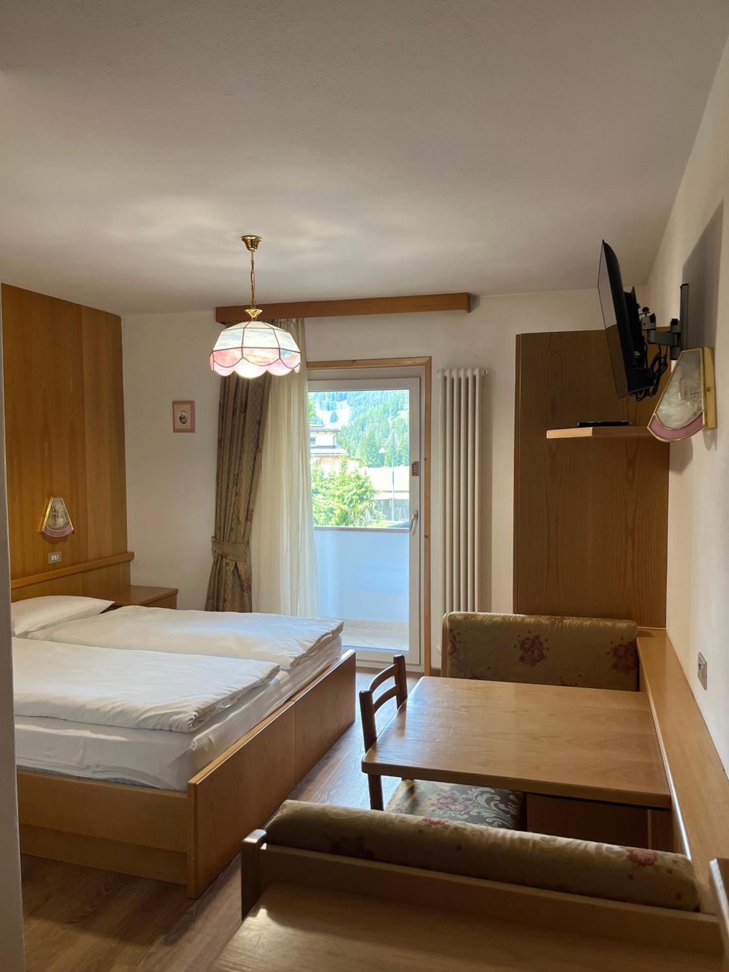 Dolomiten Hotel Irma Каназей Екстериор снимка