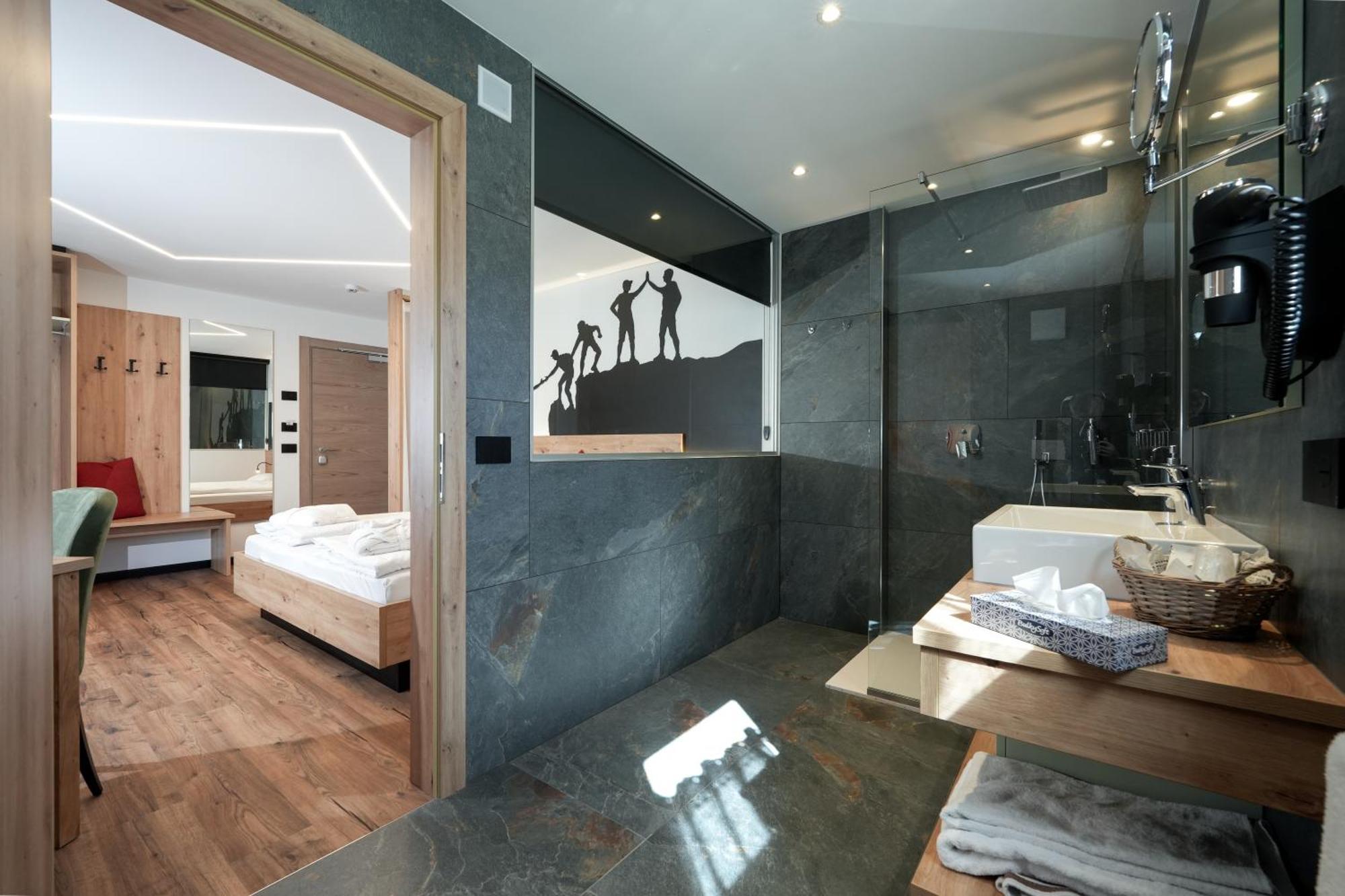 Dolomiten Hotel Irma Каназей Екстериор снимка
