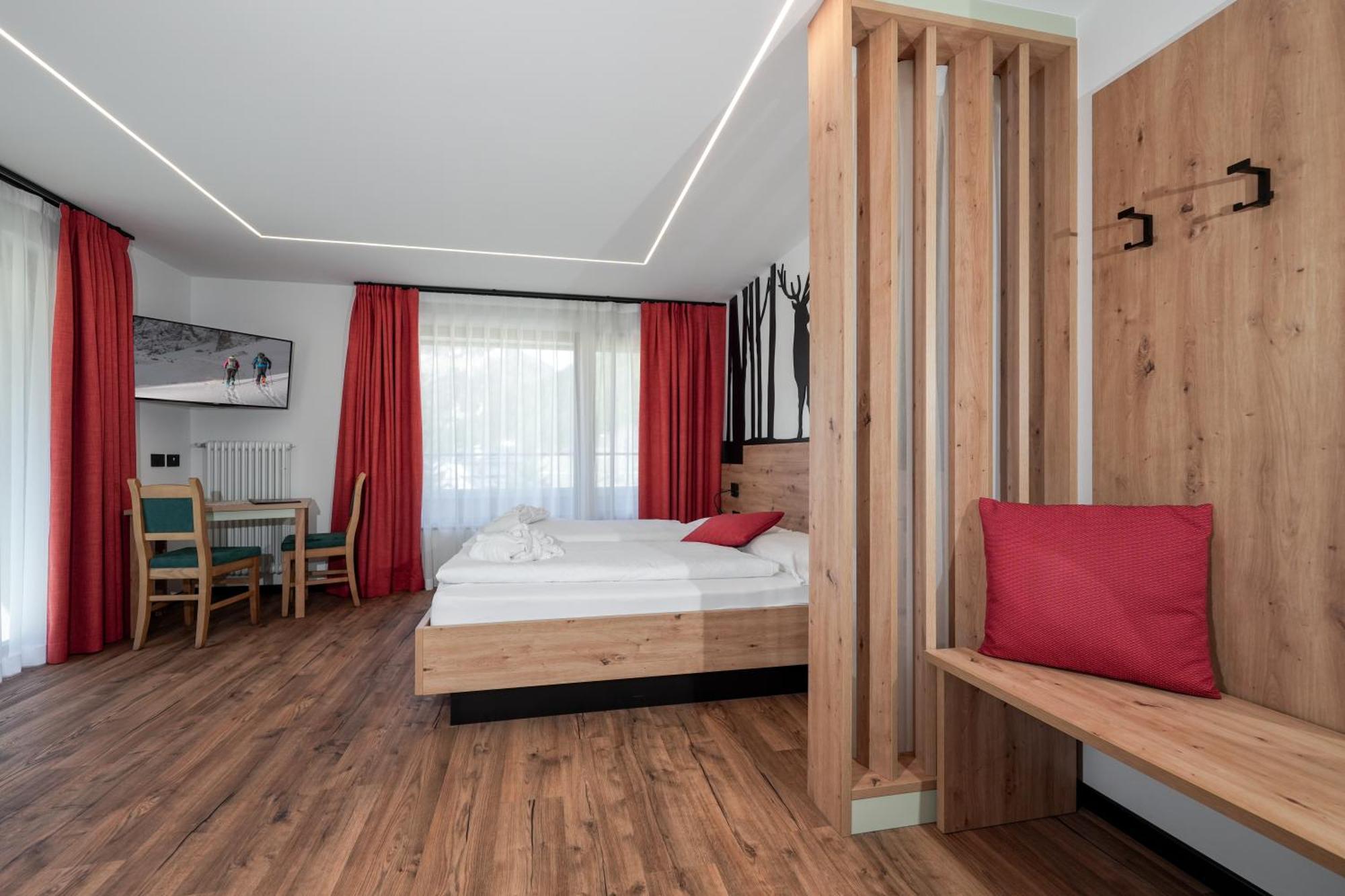 Dolomiten Hotel Irma Каназей Екстериор снимка