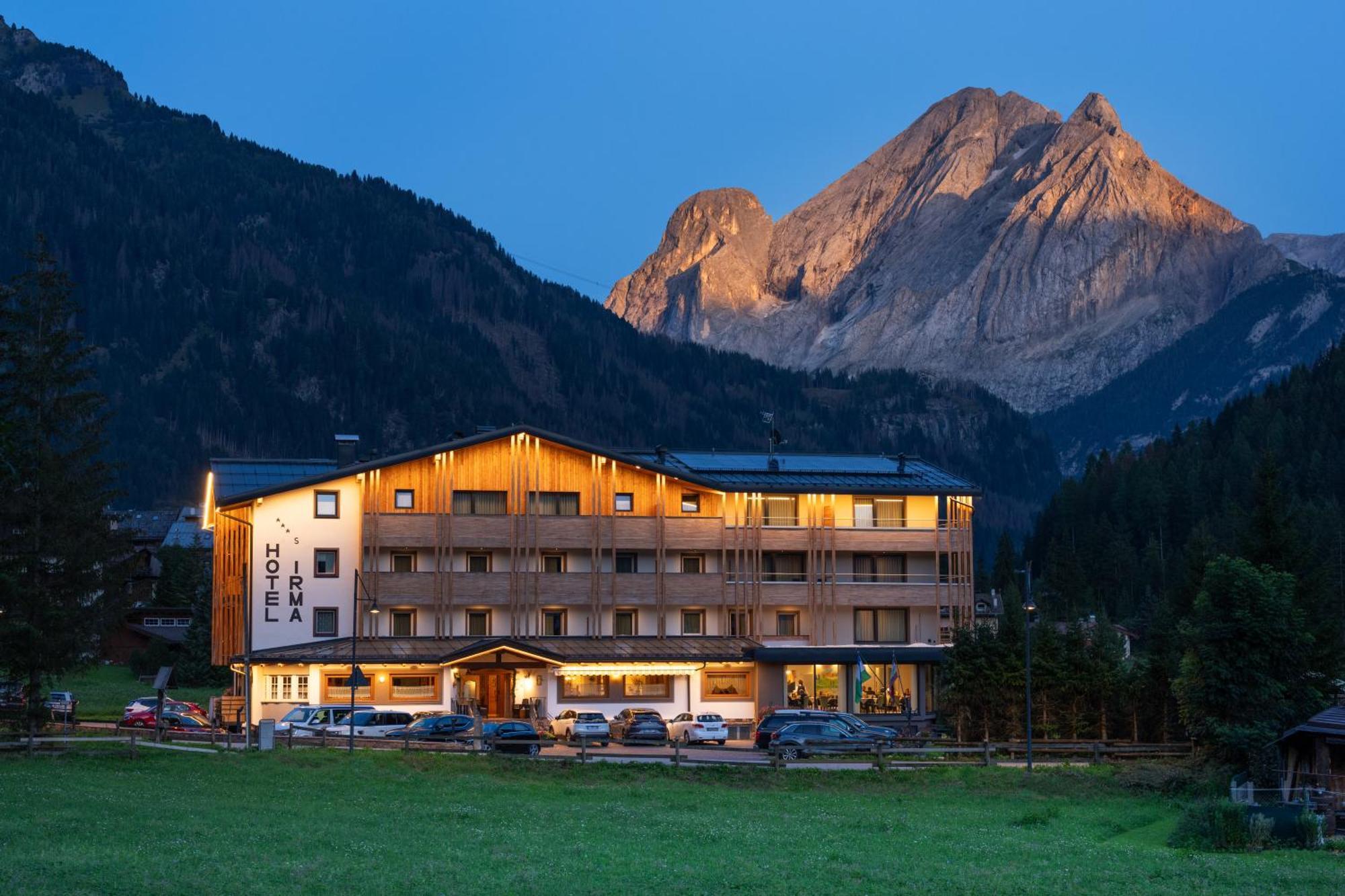 Dolomiten Hotel Irma Каназей Екстериор снимка